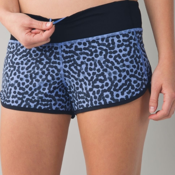 Lululemon Speed Short *4-way Stretch - Picture 3 of 9